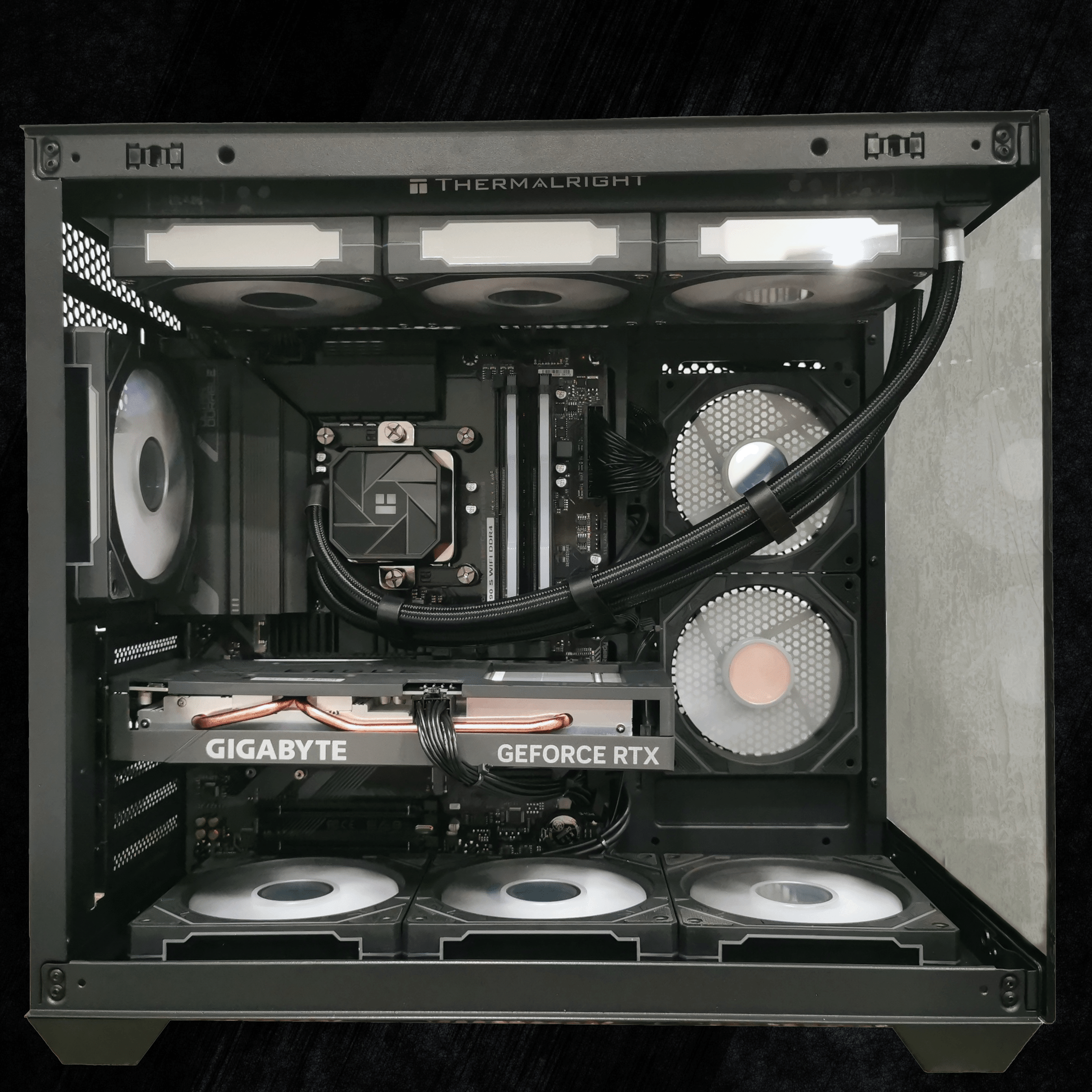 Intel i7-12700KF, RTX 4070, 32GB RAM, WiFi & Bluetooth, Win11 Pro, Black